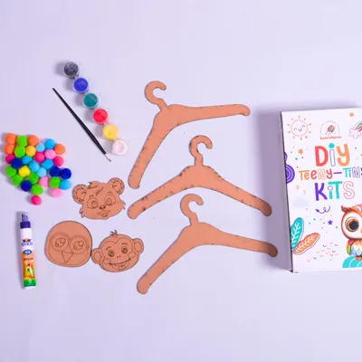 ilearnngrow Teeny Tiny DIY Hanger Set Of 3