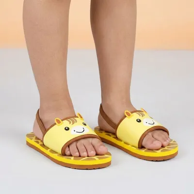 Premium Giraffe Artistic Sliders For Unisex