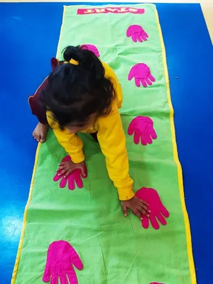 Jumping on Legs & Palms Mat