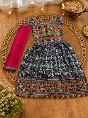 Navy Blue Kaju Katri Patola Lehenga Choli Set with Pink Dupatta – Girls Navratri Ethnic Wear