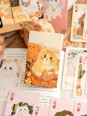 Cute Cat Poker Playing Cards – Kawaii Cartoon Animal Card Deck, Aesthetic Collectible Cards for Game Night, Gifts for Cat Lovers, Kids & Family (Pack of 1)