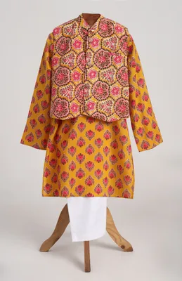Block Printed Kurta with Pyjama and Floral Print Jacket