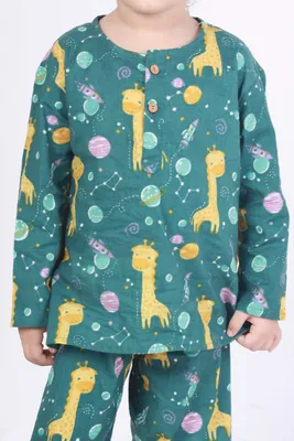 Green Giraffe Print Cotton Nightsuit Set for Kids