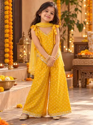 Girls Indo Western Bandhani Set